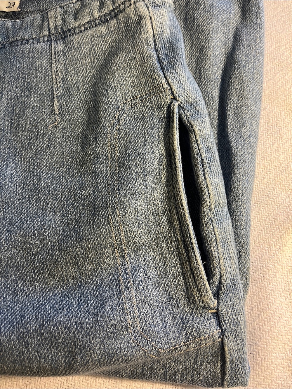 We The Free Vintage Light Blue Button-Fly Jeans - Picture 4 of 8